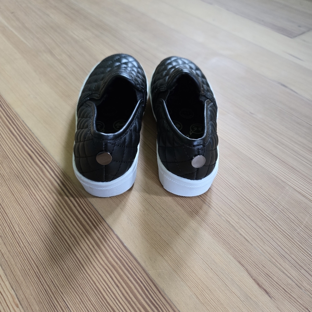 Stevies little girls size 13 shoes